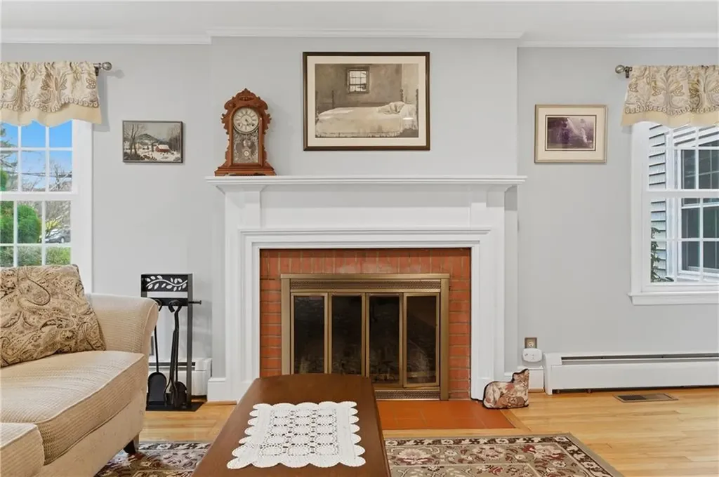 27 Old Meadow Lane Cumberland RI 02864