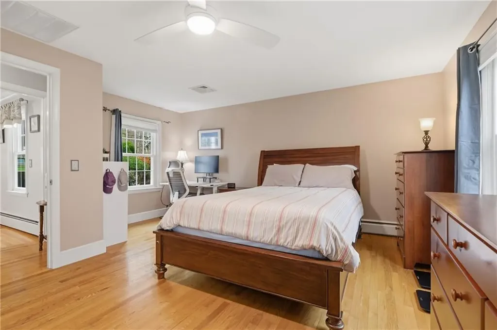 27 Old Meadow Lane Cumberland RI 02864