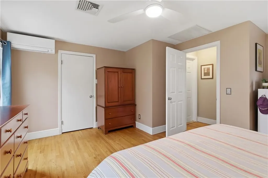 27 Old Meadow Lane Cumberland RI 02864