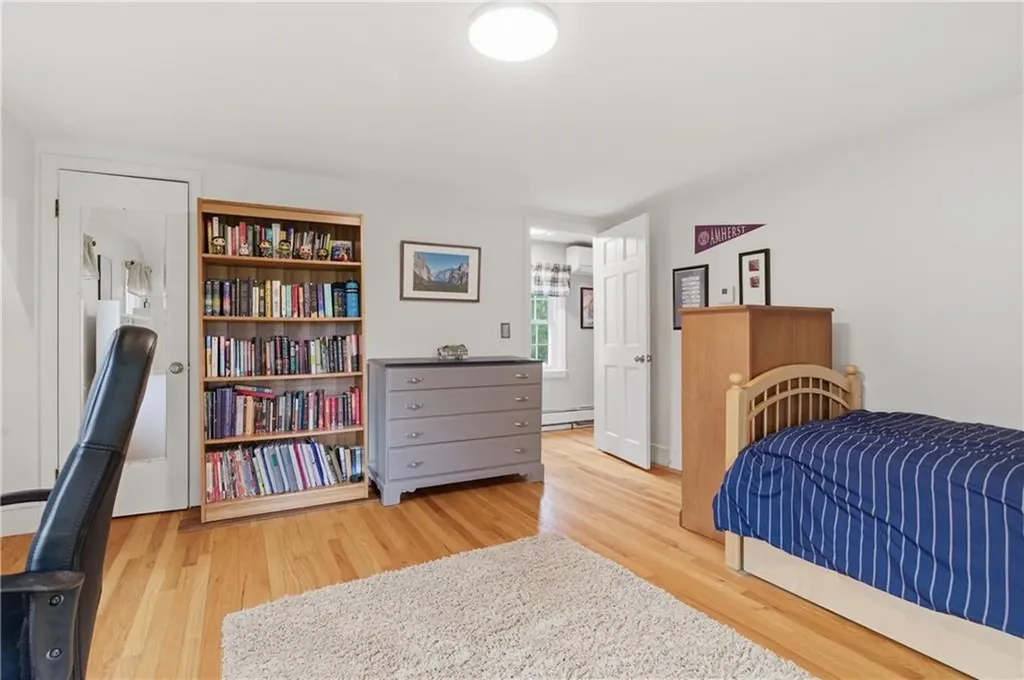 27 Old Meadow Lane Cumberland RI 02864