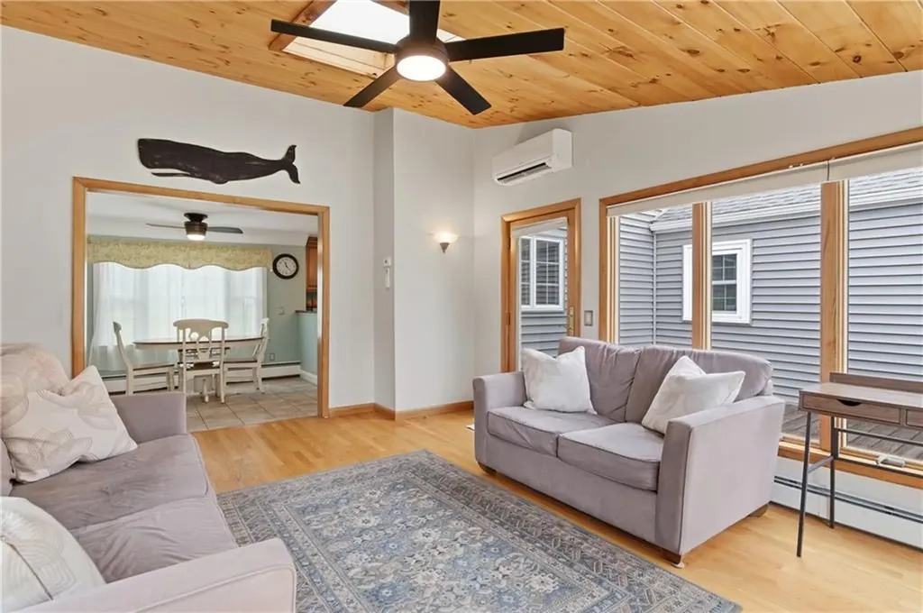 27 Old Meadow Lane Cumberland RI 02864