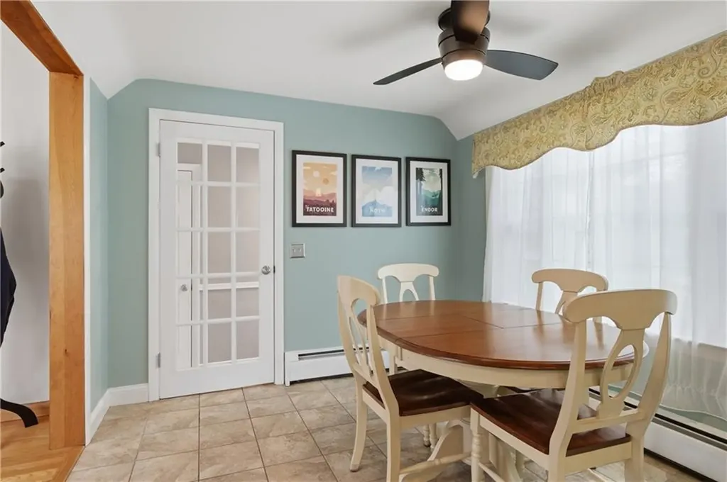 27 Old Meadow Lane Cumberland RI 02864