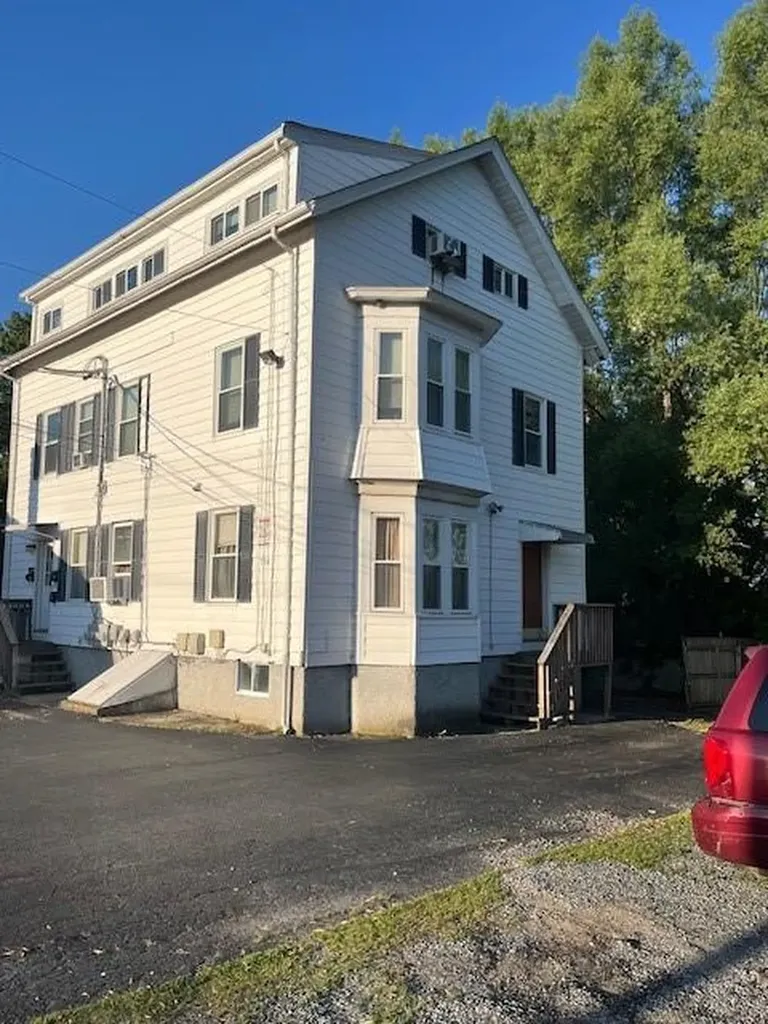 Cumberland RI 02864