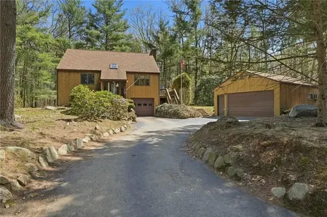 35 Fanning Lane Smithfield RI 02828
