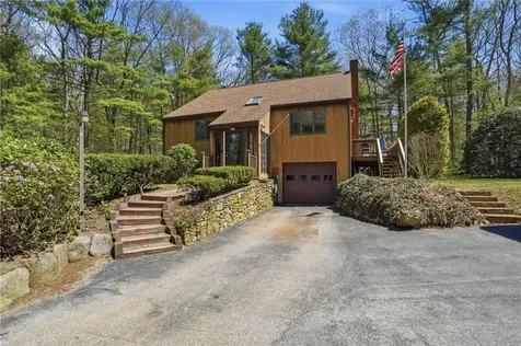 35 Fanning Lane Smithfield RI 02828