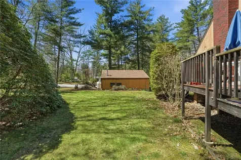 35 Fanning Lane Smithfield RI 02828
