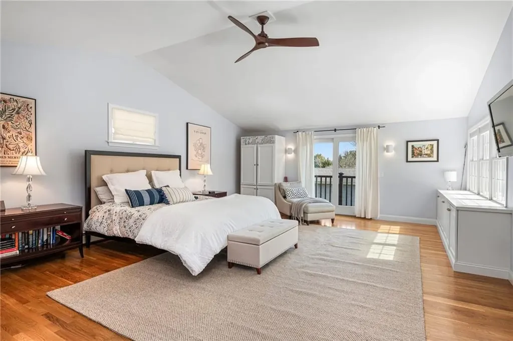20 Briarfield Road Barrington RI 02806
