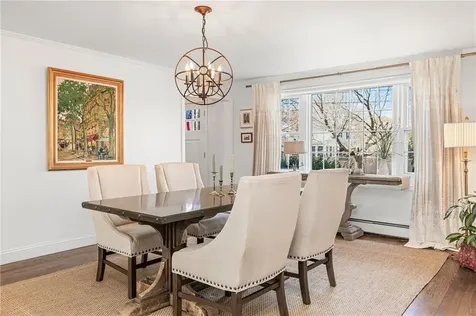 20 Briarfield Road Barrington RI 02806