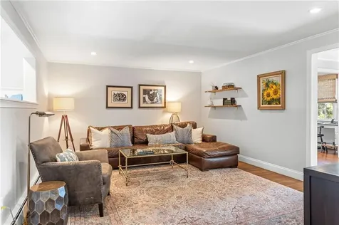 20 Briarfield Road Barrington RI 02806