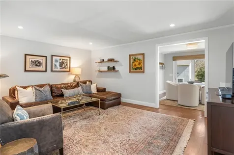 20 Briarfield Road Barrington RI 02806