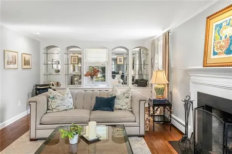 20 Briarfield Road Barrington RI 02806