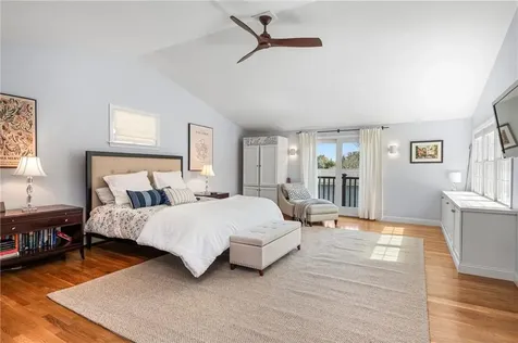 20 Briarfield Road Barrington RI 02806