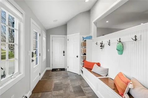 20 Briarfield Road Barrington RI 02806