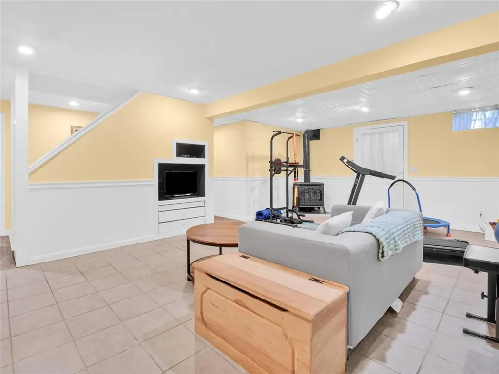 108 Wilbur Road Lincoln RI 02865