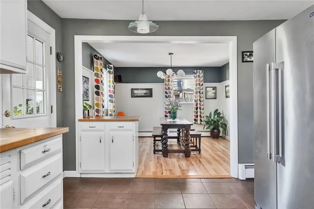 434 Grand Avenue Pawtucket RI 02861