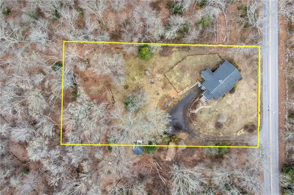 982 Wordens Pond Road South Kingstown RI 02879