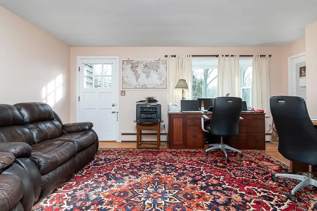 982 Wordens Pond Road South Kingstown RI 02879