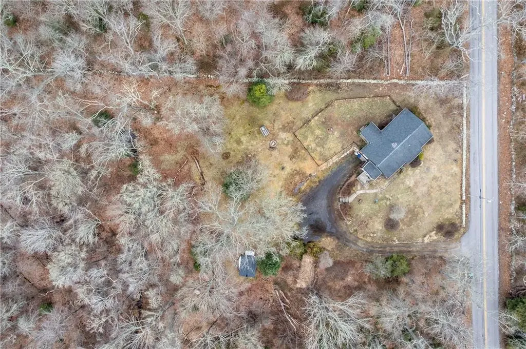982 Wordens Pond Road South Kingstown RI 02879