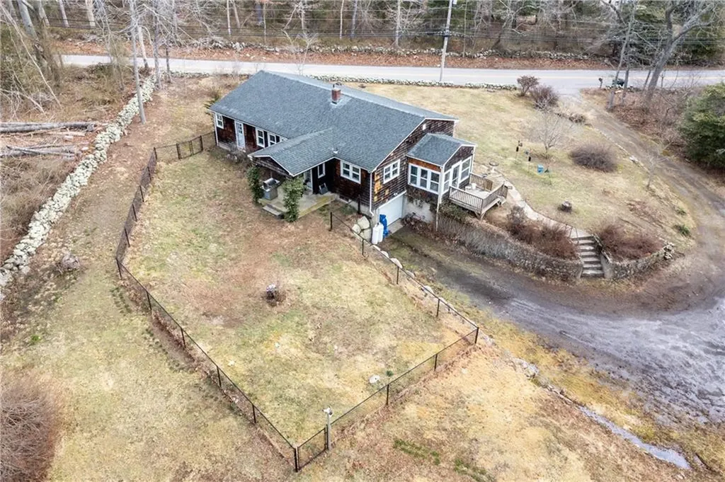 982 Wordens Pond Road South Kingstown RI 02879