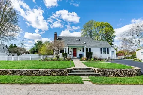 42 Grasslands Road East Greenwich RI 02818