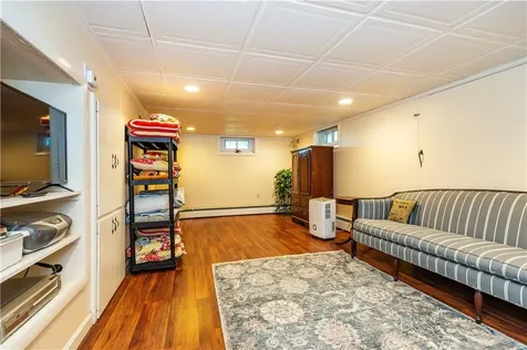 42 Grasslands Road East Greenwich RI 02818