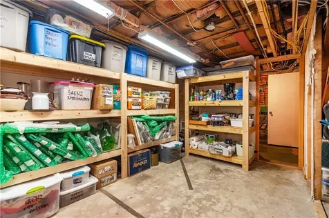 42 Grasslands Road East Greenwich RI 02818