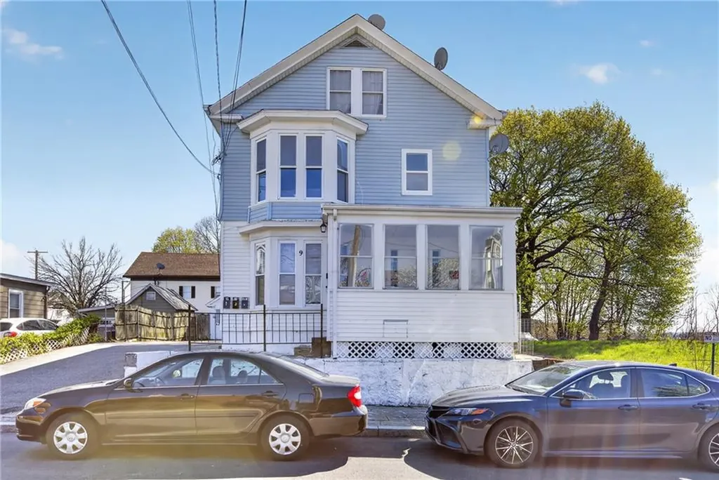 9 Cobb Street East Providence RI 02914