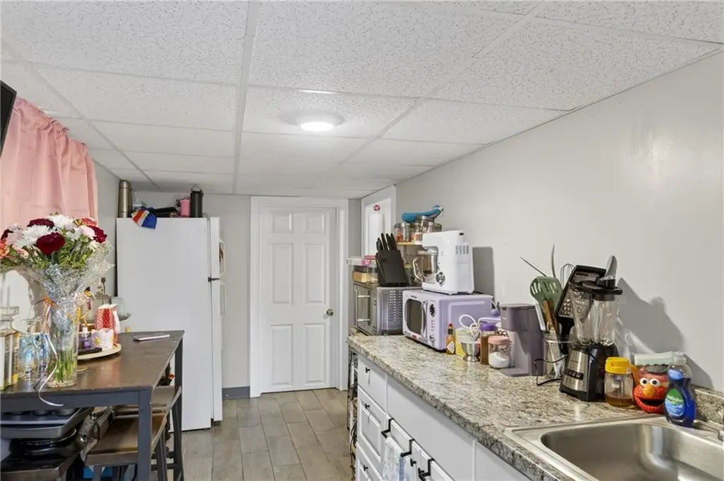 9 Cobb Street East Providence RI 02914