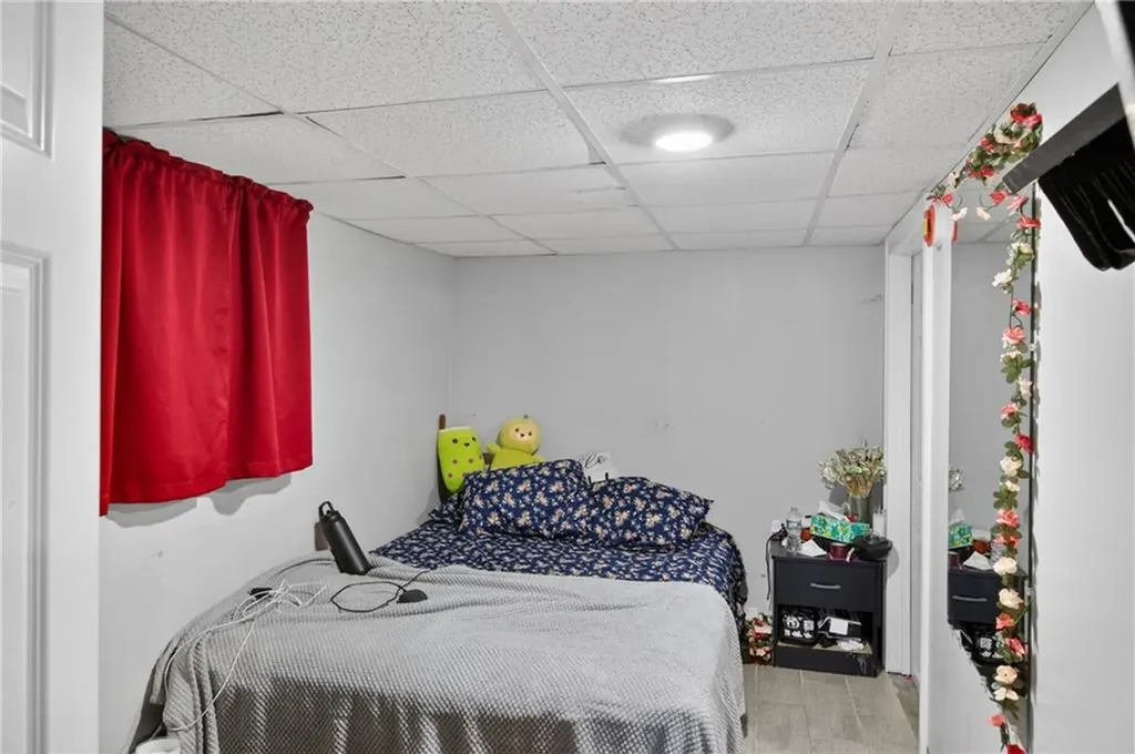 9 Cobb Street East Providence RI 02914
