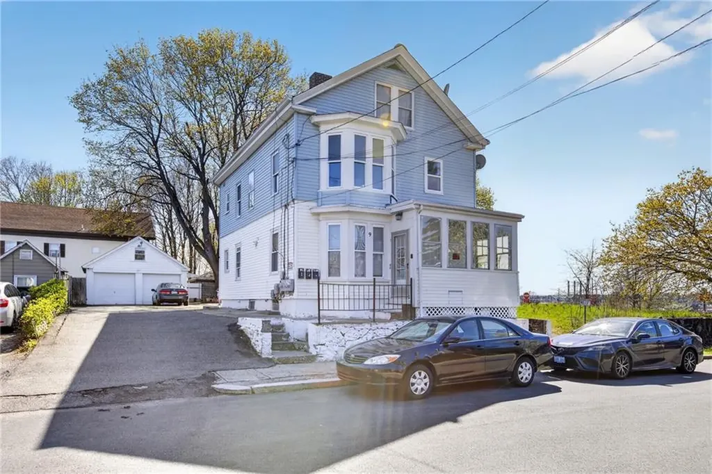 9 Cobb Street East Providence RI 02914