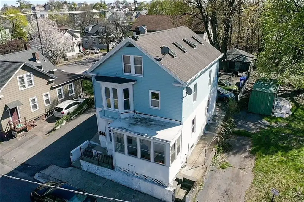 9 Cobb Street East Providence RI 02914