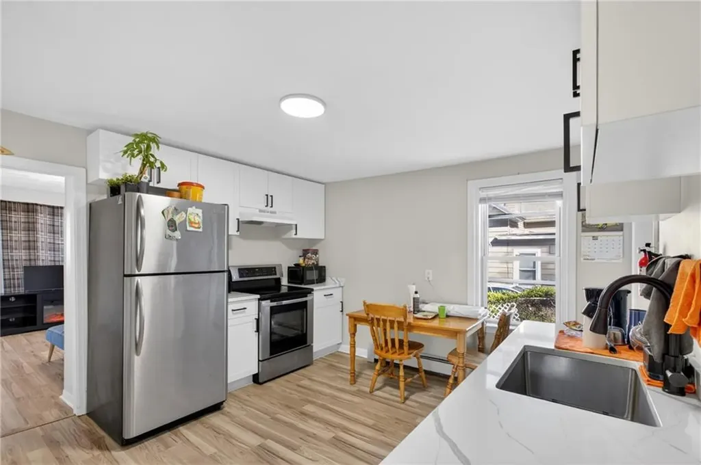 9 Cobb Street East Providence RI 02914