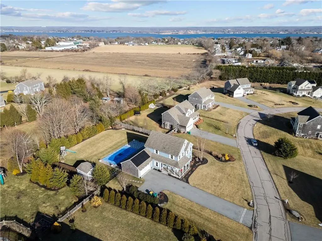 24 Randolph Way Portsmouth RI 02871