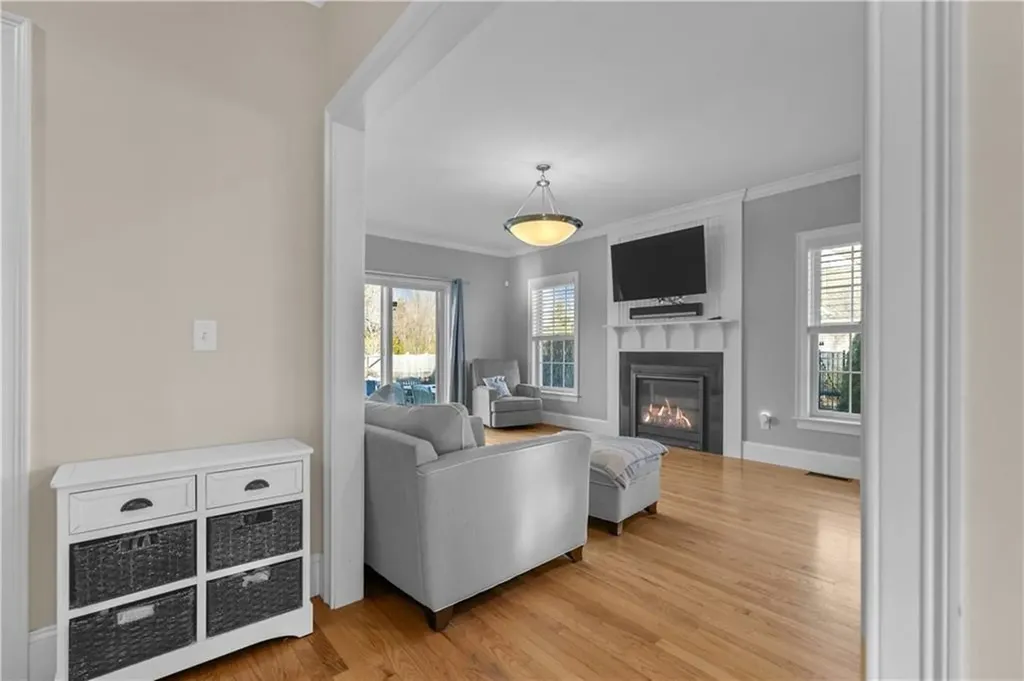 24 Randolph Way Portsmouth RI 02871