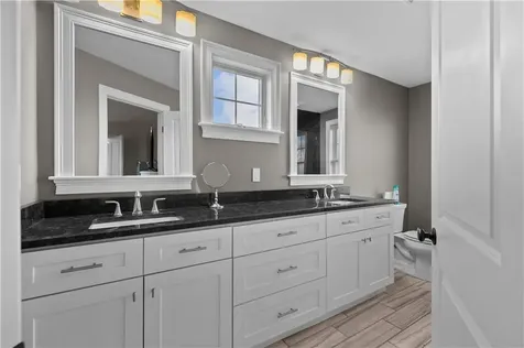 24 Randolph Way Portsmouth RI 02871