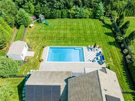 24 Randolph Way Portsmouth RI 02871