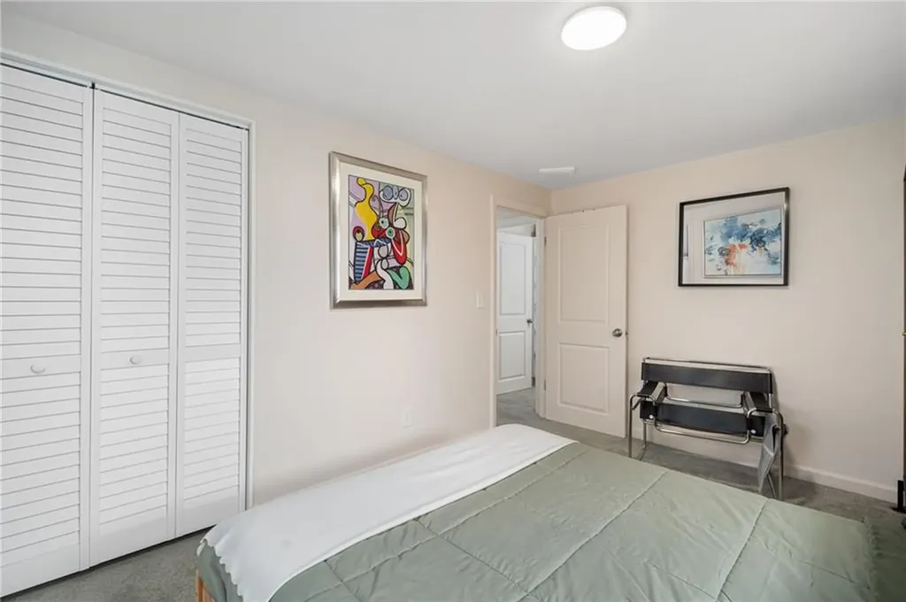 628 County Road Barrington RI 02806