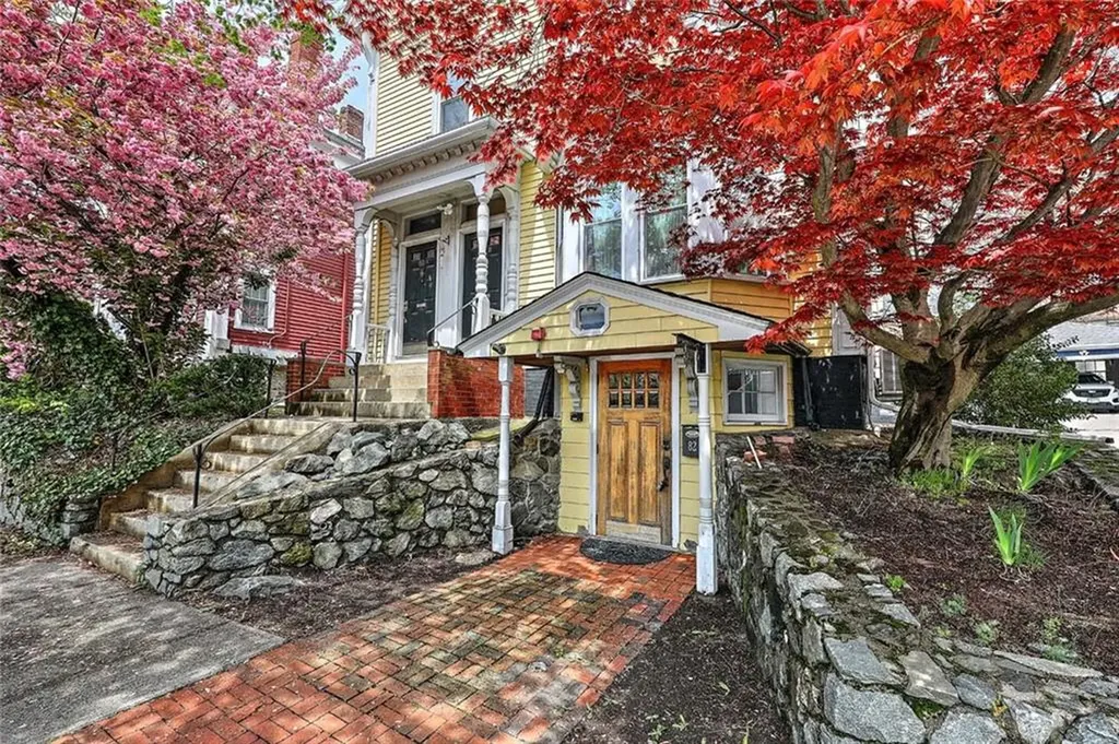 80 Pitman Street Providence RI 02916