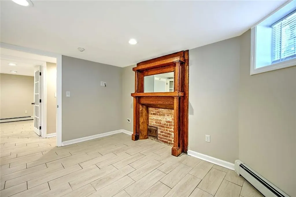 80 Pitman Street Providence RI 02916