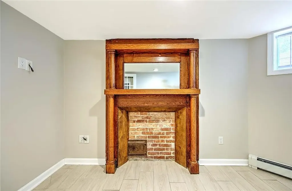 80 Pitman Street Providence RI 02916