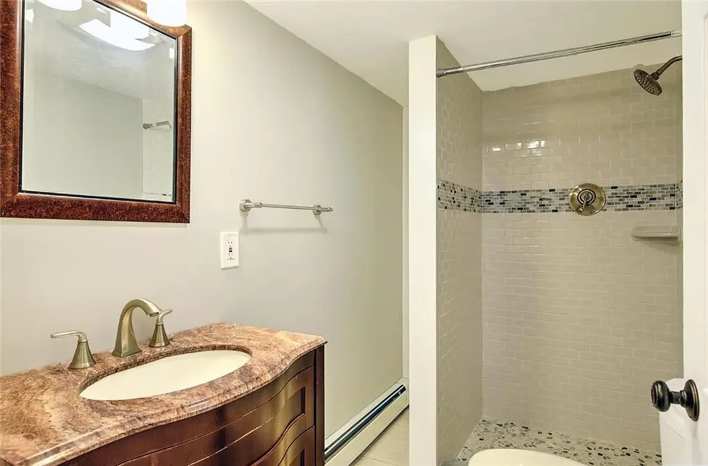 80 Pitman Street Providence RI 02916