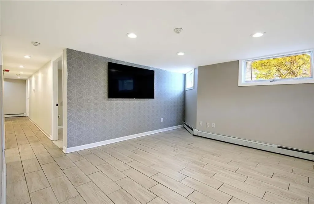 80 Pitman Street Providence RI 02916