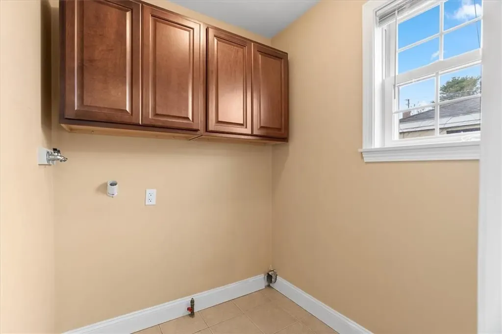 515 Pleasant Street Pawtucket RI 02860