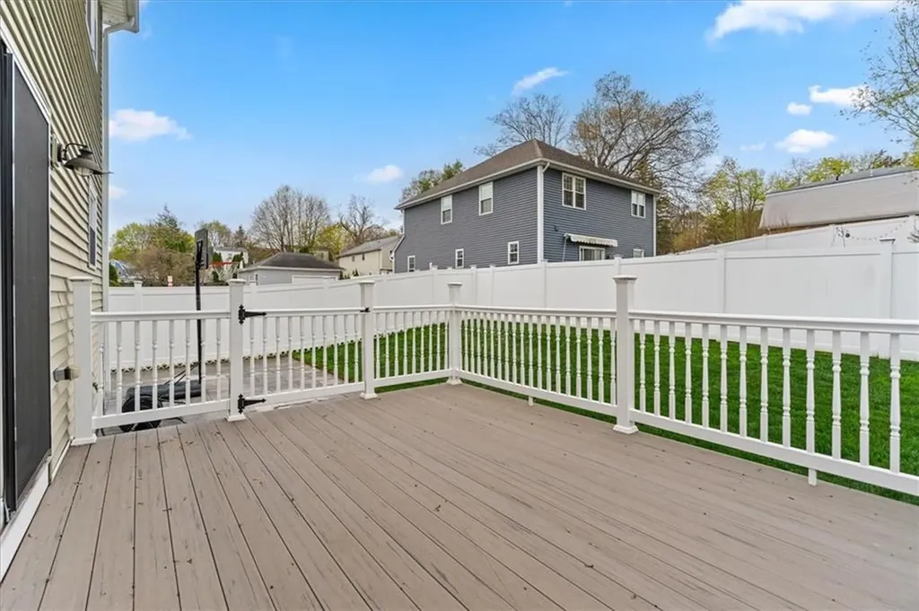 515 Pleasant Street Pawtucket RI 02860