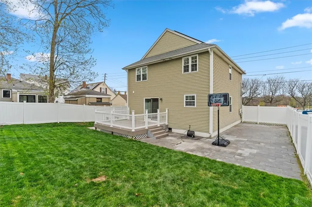 515 Pleasant Street Pawtucket RI 02860
