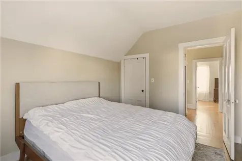 8 Carey Street Newport RI 02840