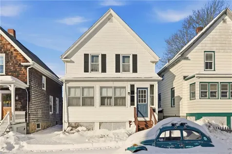 8 Carey Street Newport RI 02840