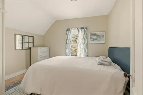 8 Carey Street Newport RI 02840