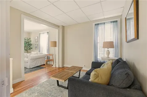 8 Carey Street Newport RI 02840