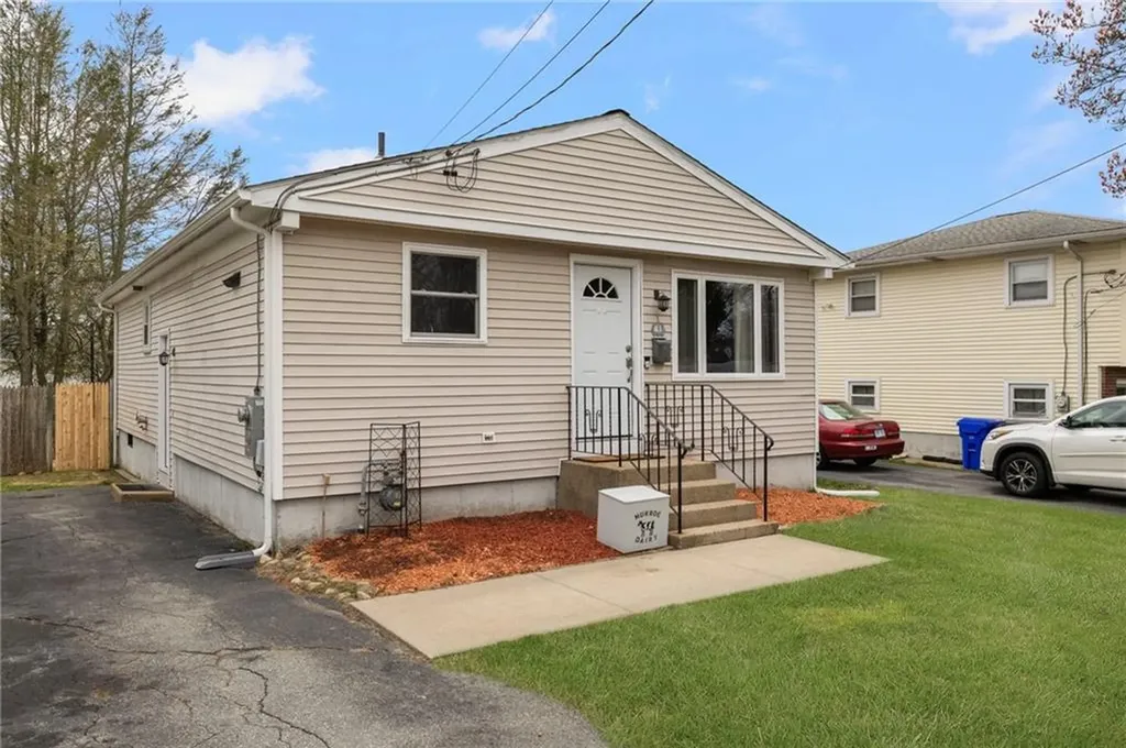 48 .5 Spicer Street North Providence RI 02904